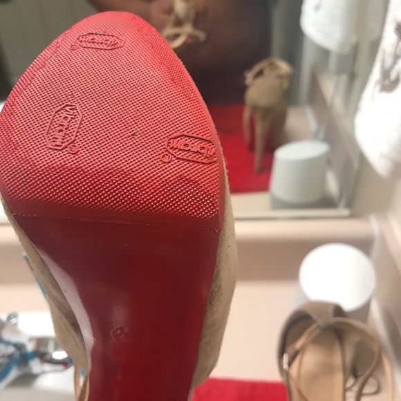 Louboutin Carlota - Picture 6 of 7